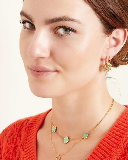 Ketting drie kleurrijke klavers - olijfgroen