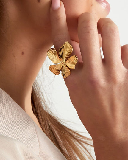 Ring grote bloem - goud