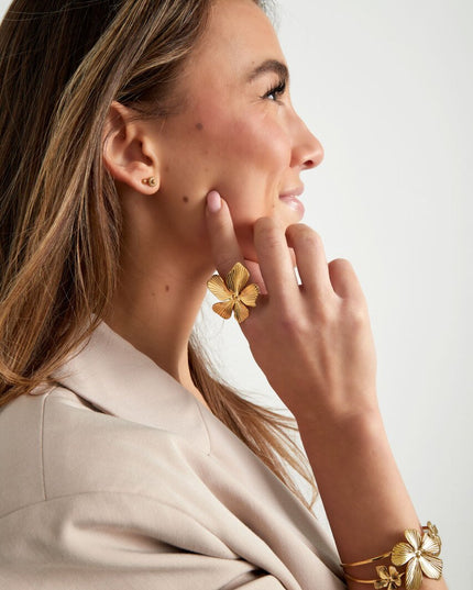 Ring grote bloem - goud