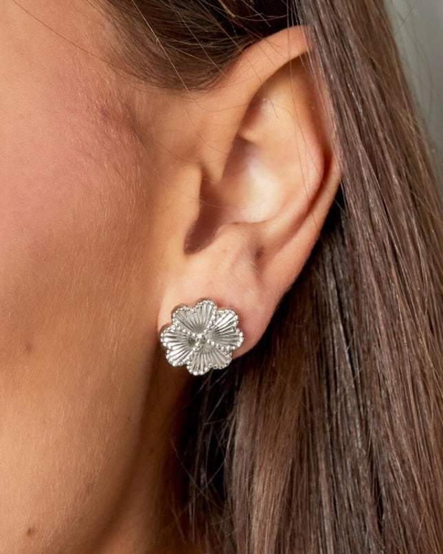 Oorstuds bloem Zilver