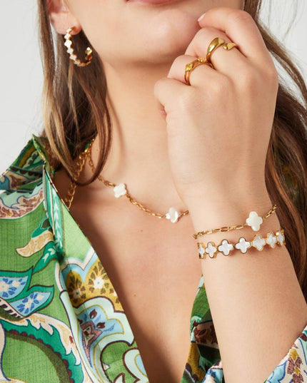 Armband klavertjes goud & wit