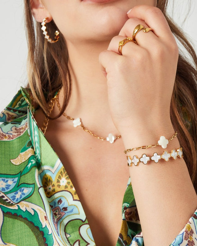 Armband klavertjes goud & wit