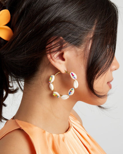 Creolen met schelp en kleurrijke kraaltjes