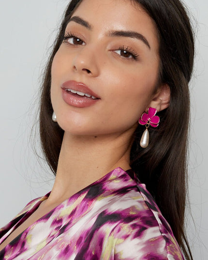 Oorbellen roze bloem met parel - goud