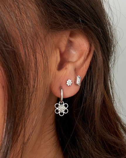 Oorbellen bloem/roos bedel - goud