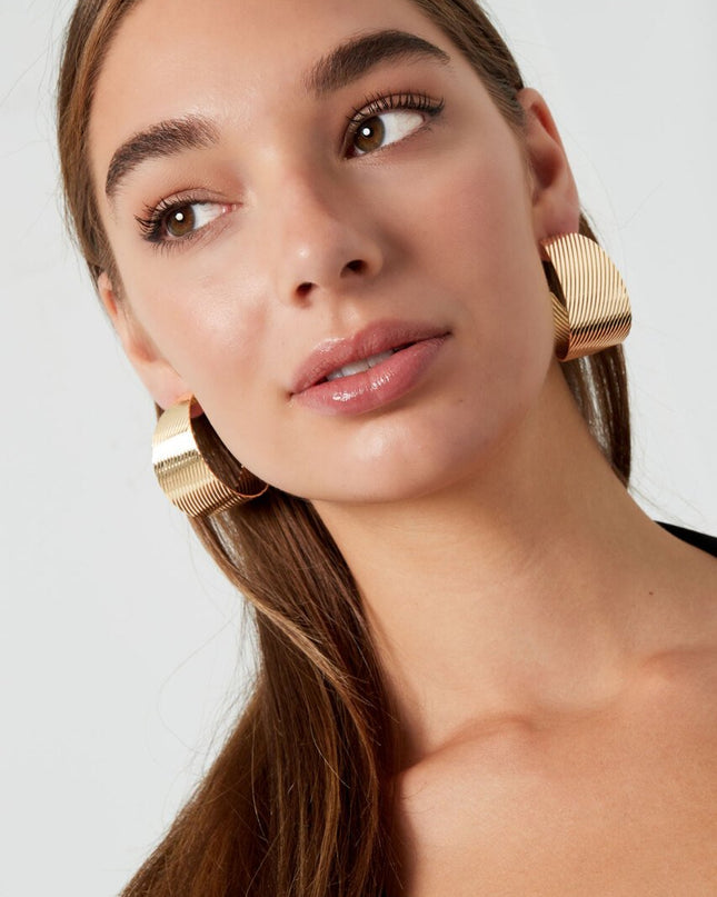 Oorbellen streepjes print - goud