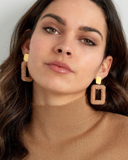 Rechthoek oorbellen met glaskralen - roze