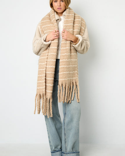 Warme winter sjaal beige