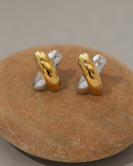 Twee kleurige oorbellen goud en zilver